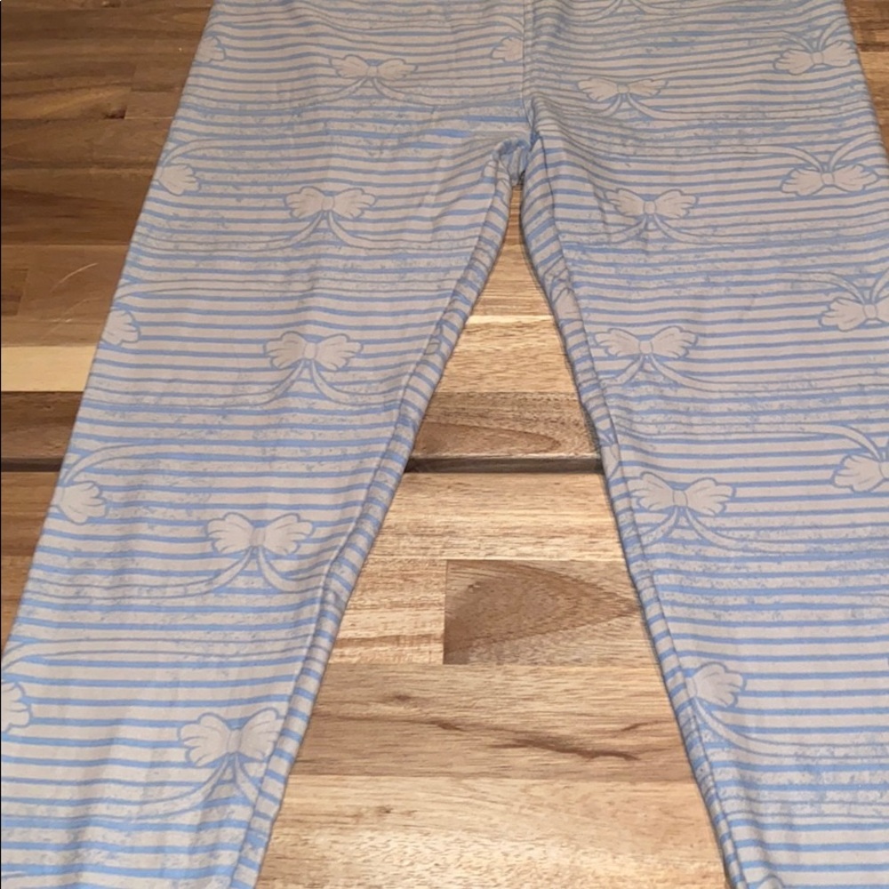 TRADE HELLOKITTY NEW OS LuLaRoe bow leggings